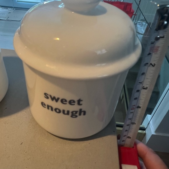 “Little Tomato Company” ceramic cannisters. - Picture 5 of 5